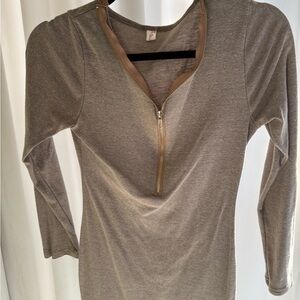 Stylish Women's Tan dress with Zipper